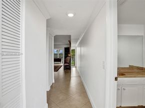 3940 NW 42nd Ave 320, Lauderdale Lakes FL 33319
