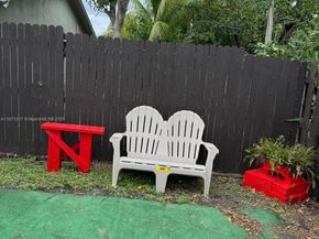 5717 Mayo St, Hollywood FL 33023