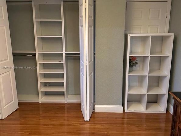 5717 Mayo St, Hollywood FL 33023