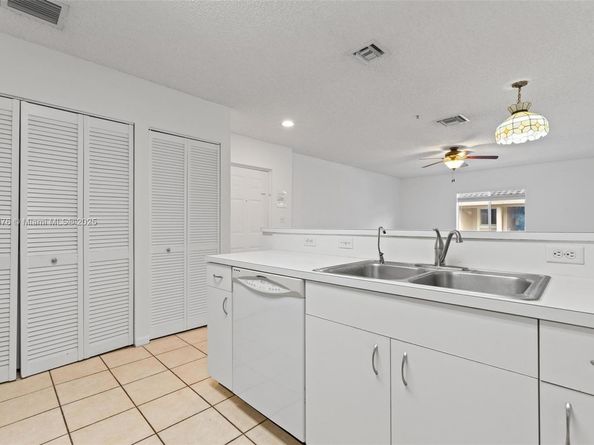10111 W Atlantic Blvd C3, Coral Springs FL 33071