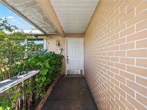 100 N Park Rd N, Royal Palm Beach FL 33411