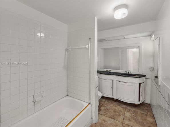 100 N Park Rd N, Royal Palm Beach FL 33411