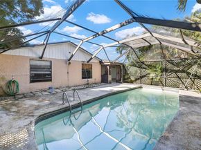 100 N Park Rd N, Royal Palm Beach FL 33411