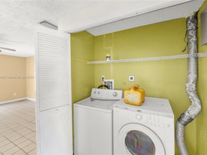 100 N Park Rd N, Royal Palm Beach FL 33411