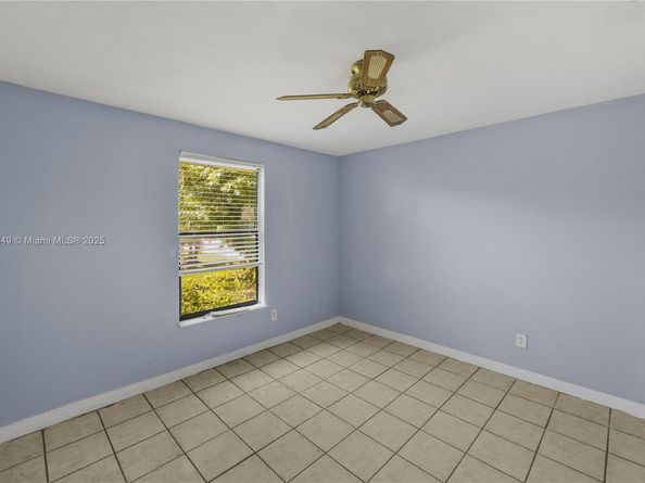 100 N Park Rd N, Royal Palm Beach FL 33411