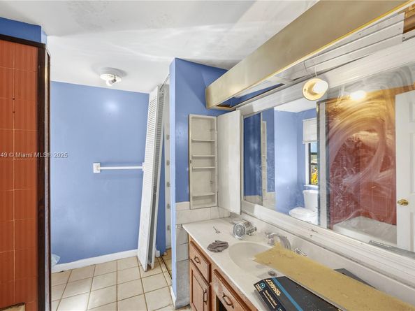 100 N Park Rd N, Royal Palm Beach FL 33411