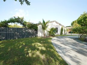 10605 SW 132nd Ct, Miami FL 33186