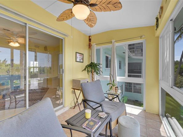 931 SE 9th Ave 15, Pompano Beach FL 33060