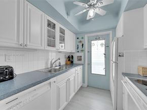 931 SE 9th Ave 15, Pompano Beach FL 33060