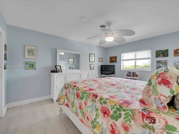 931 SE 9th Ave 15, Pompano Beach FL 33060