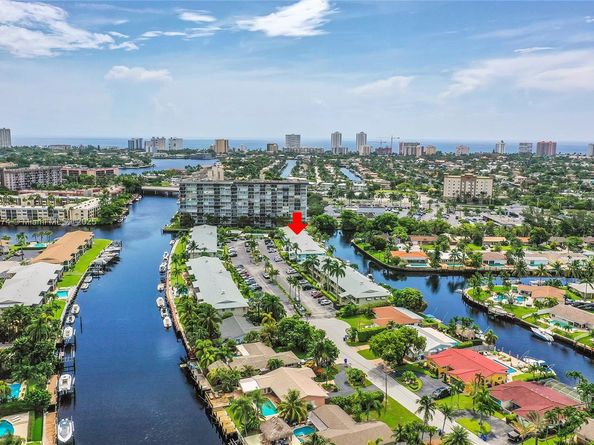931 SE 9th Ave 15, Pompano Beach FL 33060