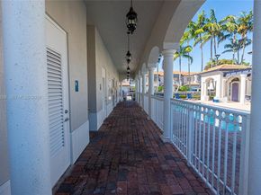 11851 SW 80th Ter, Miami FL 33183