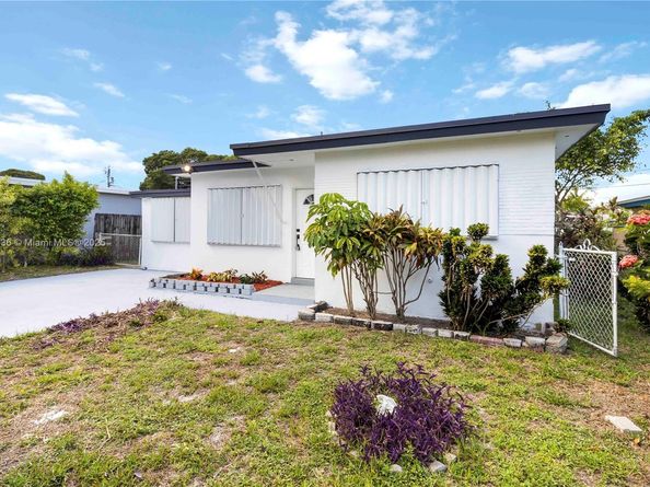 6237 SW 22nd St, Miramar FL 33023