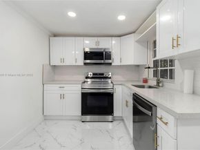 6237 SW 22nd St, Miramar FL 33023