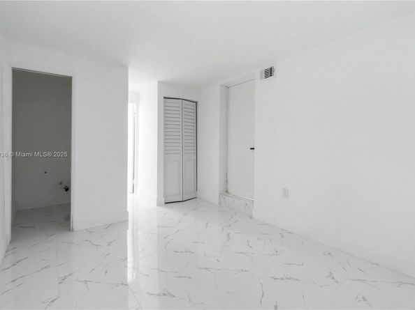 6237 SW 22nd St, Miramar FL 33023