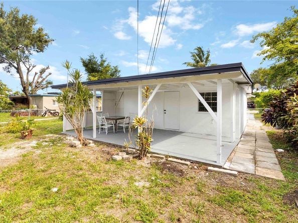 6237 SW 22nd St, Miramar FL 33023
