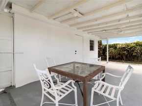 6237 SW 22nd St, Miramar FL 33023