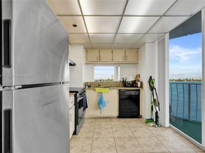 7601 E Treasure Dr 1120, North Bay Village FL 33141