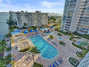 7601 E Treasure Dr 1120, North Bay Village FL 33141