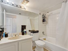 7601 E Treasure Dr 1120, North Bay Village FL 33141