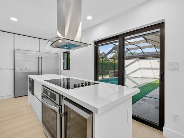 6431 SW 109th Ct, Miami FL 33173