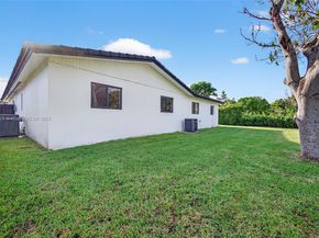 6431 SW 109th Ct, Miami FL 33173