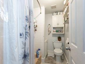8 Everett St, Somerville MA 02143