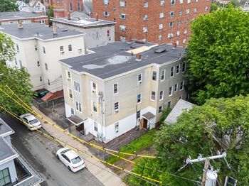 8 Everett St