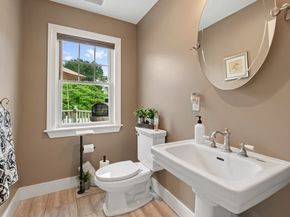86 Lynn Fells Pkwy, Saugus MA 01906