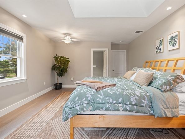 86 Lynn Fells Pkwy, Saugus MA 01906