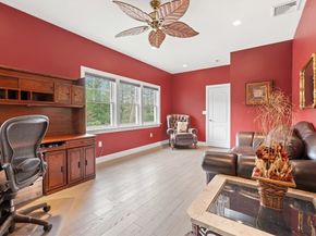 86 Lynn Fells Pkwy, Saugus MA 01906