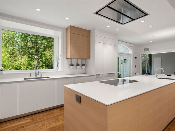 69 Princeton Rd, Brookline MA 02467
