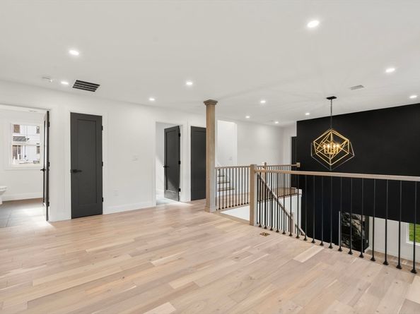 2 Spring Meadow Dr, Southborough MA 01772
