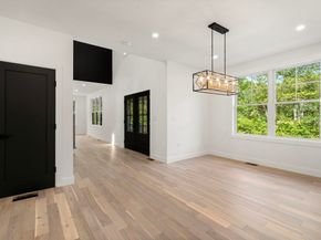 2 Spring Meadow Dr, Southborough MA 01772