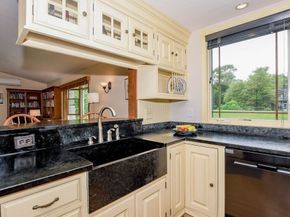 670 Front Street, Marion MA 02738