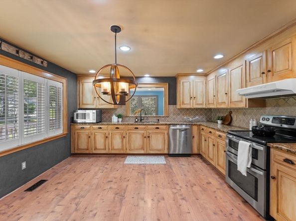 285 Still River Road, Bolton MA 01740