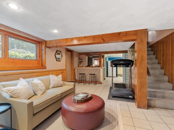 26 Wing Road, Lynnfield MA 01940
