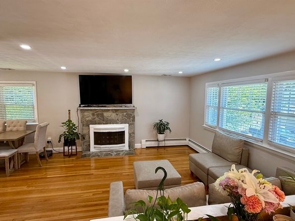 258 Plain St, Brockton MA 02302