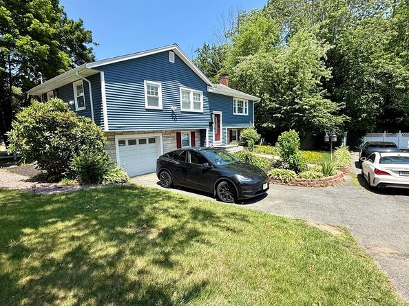 258 Plain St, Brockton MA 02302
