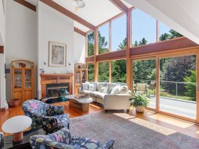 39 Westbrook Ln, Westwood MA 02090