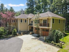 39 Westbrook Ln, Westwood MA 02090