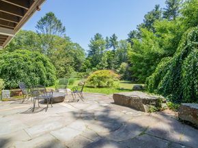 39 Westbrook Ln, Westwood MA 02090