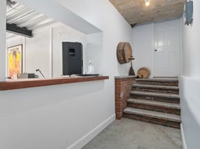 39 Westbrook Ln, Westwood MA 02090