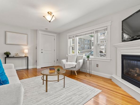 188 Gladstone St 1, Boston MA 02128