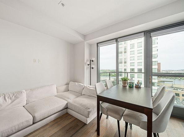375 Canal St. 1109, Somerville MA 02145
