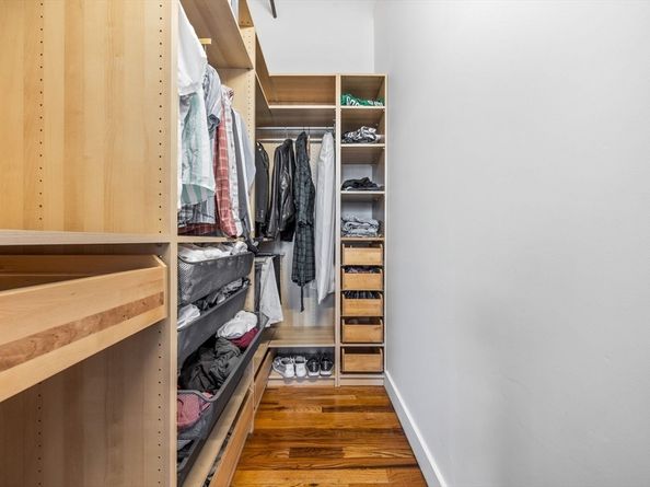 589 Essex St 405, Lynn MA 01901