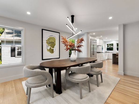 100 Varick Rd, Newton MA 02468