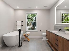 100 Varick Rd, Newton MA 02468