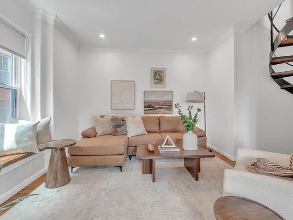 17 Cazenove St 404, Boston MA 02116