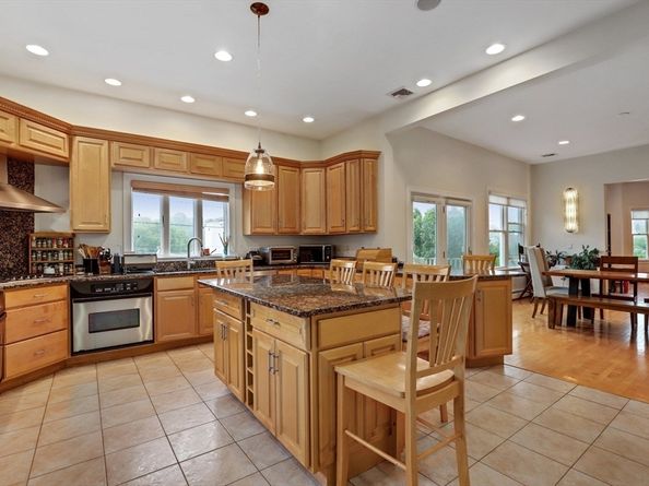 13 Essex St 2, Lynn MA 01902